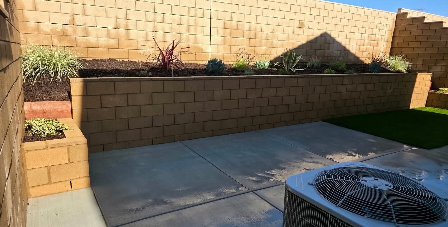 Retaining Walls, Green-R Turf of Coachella Valley, Artificial Grass